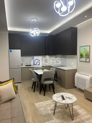 Apartament 1+1 me qera në Komuna e Parisit, Tiranë, 75 m². Foto 3 nga 7