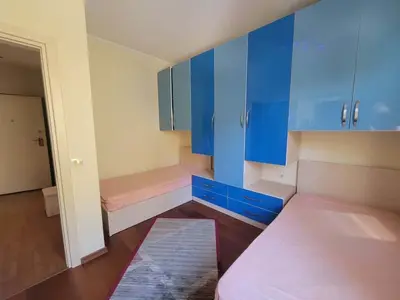 Appartamento 2+1 in affitto a Kthesa e Kamzës, Tirana, 94 m². Foto 9 di 12