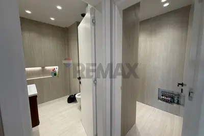 Zyrë me qera në Rruga Sami Frashëri, Tiranë, 101 m². Foto 10 nga 12