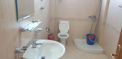 Apartament 1+1 me qera në Rruga Kongresi i Manastirit, Tiranë, 85 m². Foto 10 nga 10