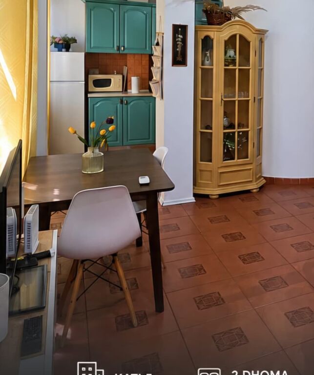 Apartament 2+1 me qera në Blloku, Tiranë, 85 m². Foto 2 nga 3