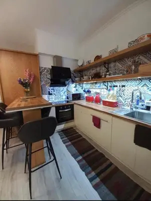 Apartament 1+1 me qera në Blloku, Tiranë, 75 m². Foto 2 nga 6