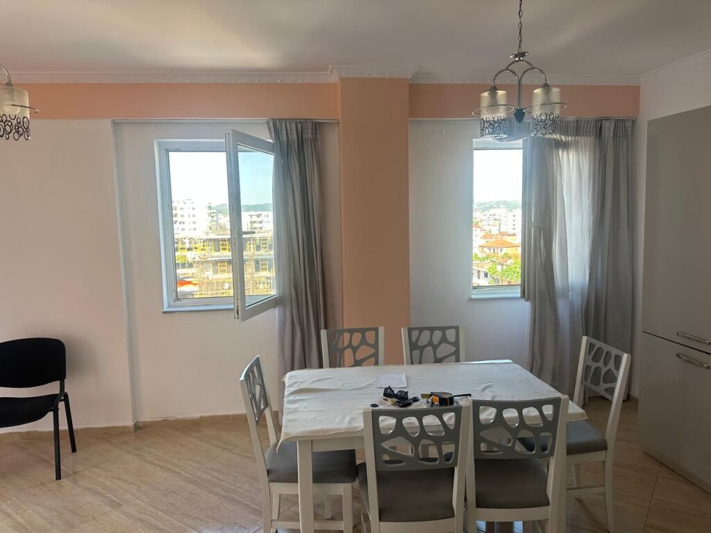Appartamento 2+1 in affitto a Rruga Jordan Misja, Tirana, 95 m². Foto 2 di 3