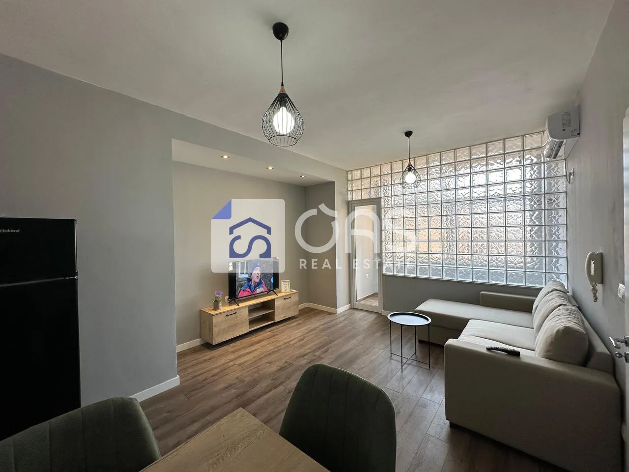 Apartment 1+1 for rent in Pazari i Ri, Tirana, 65 m². Photo 1 of 7