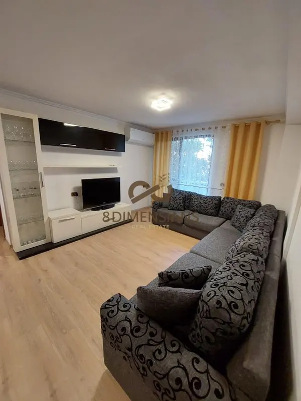 Apartament 2+1 me qera në Myslym Shyri, Tiranë, 101 m²