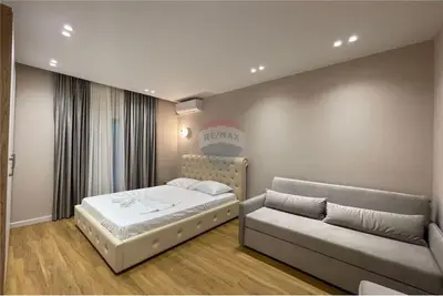 Apartment 1+1 for rent in Rruga Dush Strati, Vlorë, 75 m². Photo 3 of 8