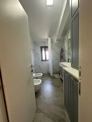 Apartament 2+1 me qera në Varri i Bamit, Tiranë, 80 m². Foto 8 nga 8