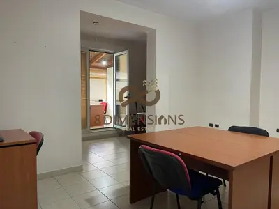 Office for rent in Don Bosko, Tirana, 140 m². Photo 7 of 12