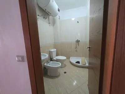 Apartament 2+1 me qera në Zogu i Zi, Tiranë, 120 m². Foto 5 nga 9