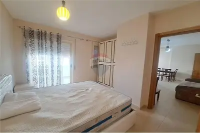 Apartament 1+1 me qera në Rruga Fejzo Mema, Vlorë, 70 m². Foto 12 nga 12