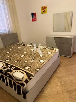 Vilë 2+1 me qera në Rruga Siri Kodra, Tiranë, 112 m². Foto 8 nga 12