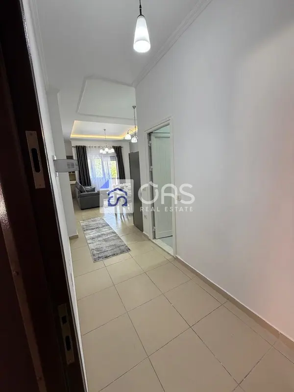 Appartamento 1+1 in affitto a Kopshti Botanik, Tirana, 60 m²