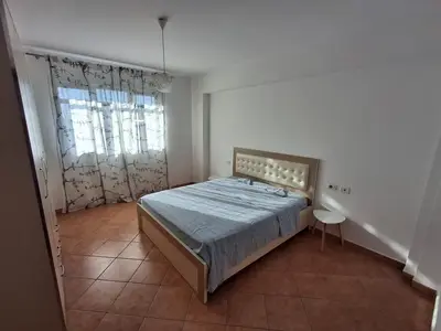Apartament 2+1 me qera në Kthesa e Kamzës, Tiranë, 90 m². Foto 3 nga 11