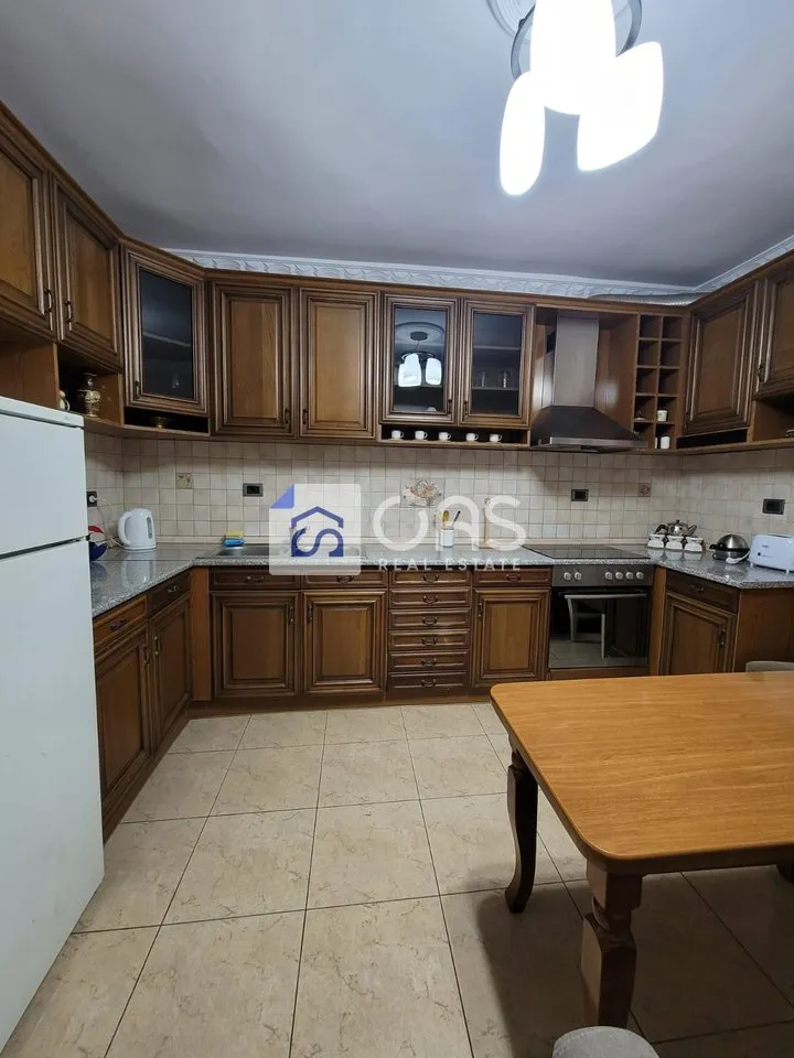 Apartment 2+1 for rent in Toptani, Tirana, 100 m². Photo 1 of 11