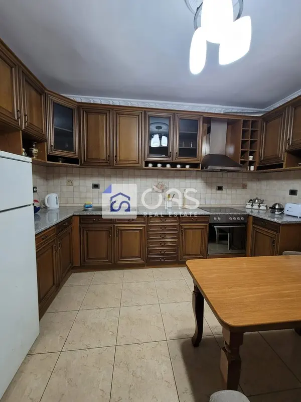 Appartamento 2+1 in affitto a Toptani, Tirana, 100 m²