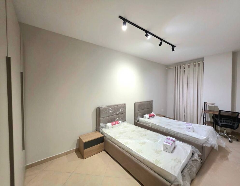 Apartment 2+1 for rent in Liqeni i Thatë, Tirana, 100 m². Photo 3 of 3