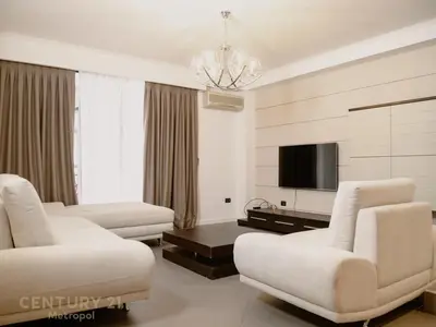 Apartament 2+1 me qera në Libri Universitar, Tiranë, 112 m². Foto 2 nga 9