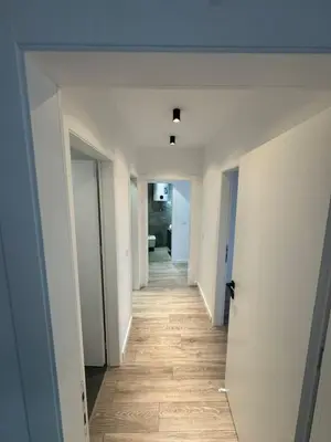 Apartament 2+1 me qera në Lake View Residences, Tiranë, 107 m². Foto 1 nga 9