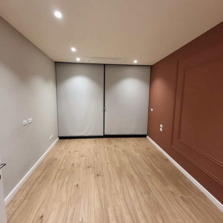 Zyrë me qera në Lake View Residences, Tiranë, 110 m²