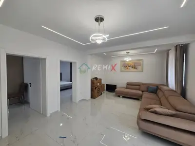 Apartment 2+1 for rent in Rruga Faik Konica, Durrës, 100 m². Photo 4 of 12