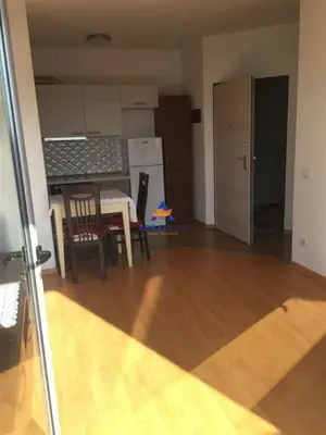 Appartamento 1+1 in affitto a Rruga Xhanfize Keko, Tirana, 60 m². Foto 6 di 9