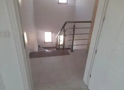 Vilë me qera në TEG, Tiranë, 502 m². Foto 2 nga 9