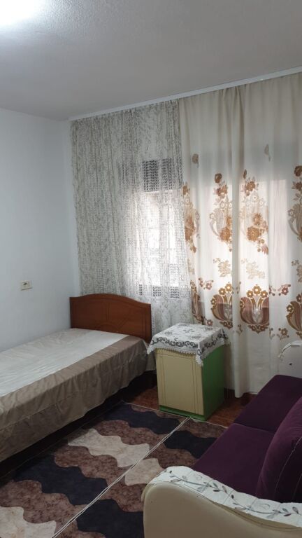 Apartament 2+1 me qera në Sheshi Willson, Tiranë, 90 m². Foto 3 nga 3