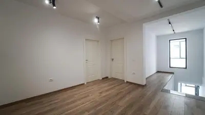Commercial space for rent in Lulishtja, Durrës, 202 m². Photo 8 of 12