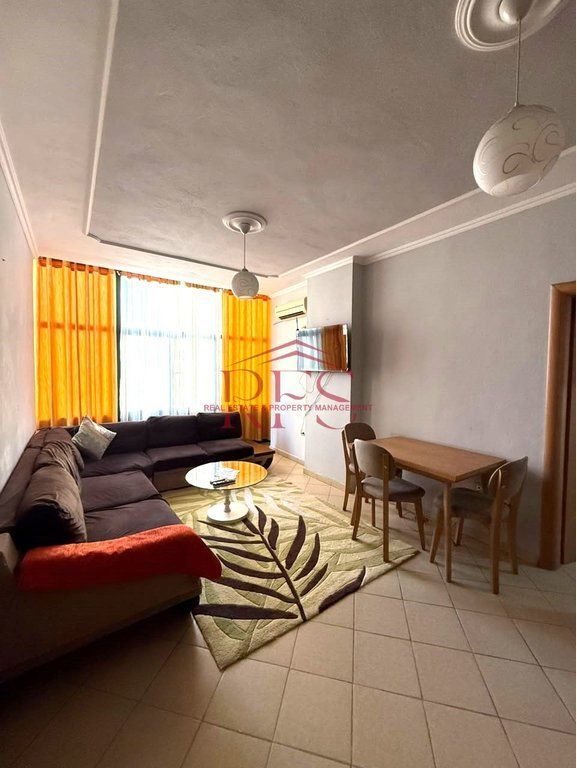Appartamento 2+1 in affitto ad Astir, Tirana, 90 m². Foto 1 di 3