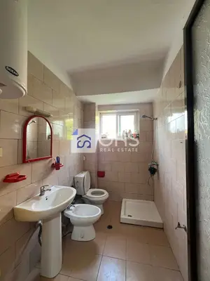 Apartment 1+1 for rent in Rruga Bardhyl, Tirana, 74 m². Photo 4 of 5
