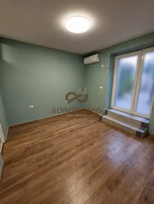 Commercial space for rent in Myslym Shyri, Tirana, 30 m². Photo 1 of 4