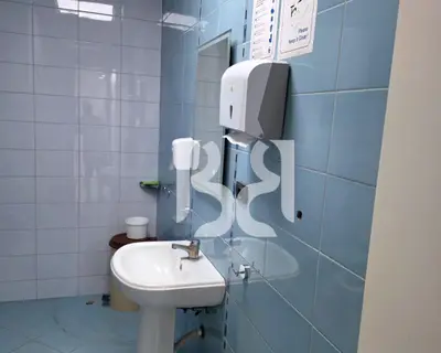 Ufficio in affitto a Kullat Binjake, Tirana, 94 m². Foto 12 di 12