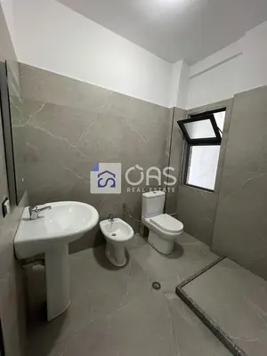 Apartament 1+1 me qera në Jordan Misja, Tiranë, 78 m². Foto 4 nga 5