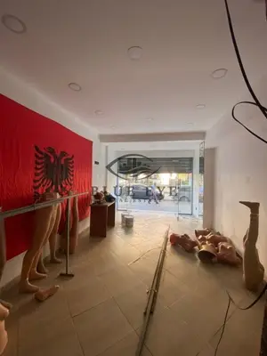 Commercial space for rent in Rruga Marta Buda, Durrës, 35 m². Photo 4 of 6