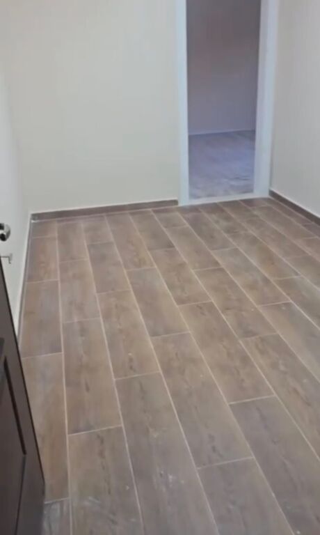 Zyrë me qera në Ish Blloku, Tiranë, 80 m². Foto 1 nga 3