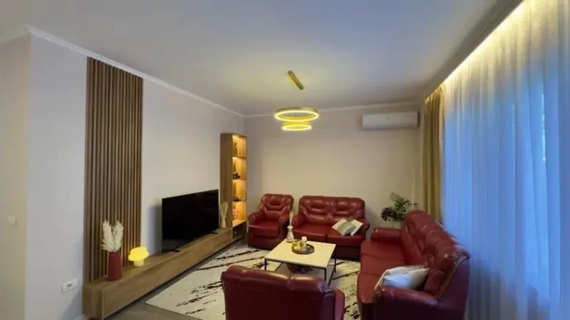Apartament 2+1 me qera në Liqeni i Tiranës, Tiranë, 105 m²