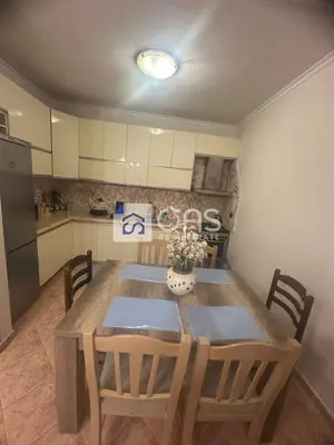 Apartament 3+1 me qera në Rruga e Elbasanit, Tiranë, 117 m². Foto 2 nga 8