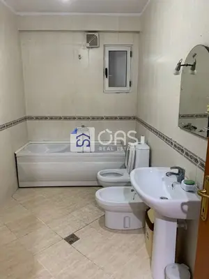 Apartament 2+1 me qera në Komuna e Parisit, Tiranë, 95 m². Foto 4 nga 4
