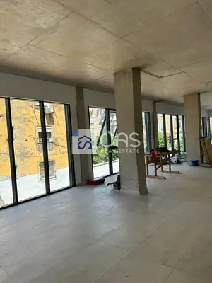 Office for rent in Rruga e Barrikadave, Tirana, 365 m². Photo 8 of 11