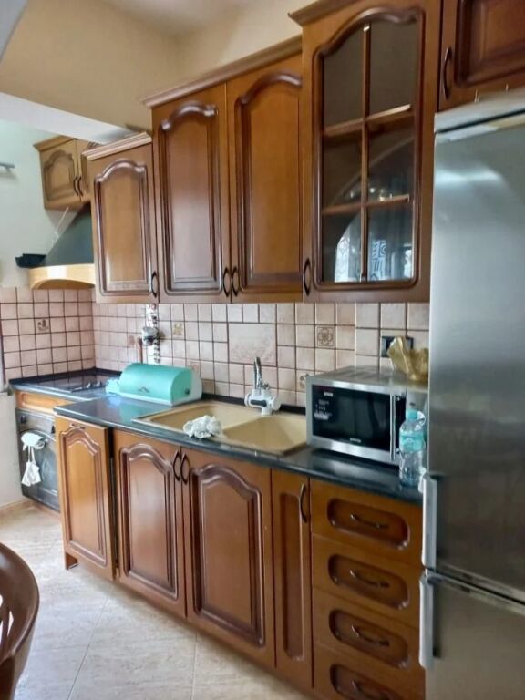 Apartment 1+1 for rent in Rruga e Elbasanit, Tirana, 84 m². Photo 2 of 3