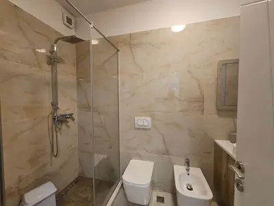 Apartament 2+1 me qera në Rruga Panorama, Tiranë, 110 m². Foto 9 nga 9