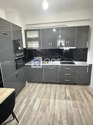 Apartament 1+1 me qera në Astir, Tiranë, 66 m². Foto 2 nga 4