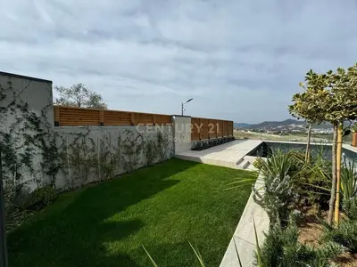 Villa for rent in Rolling Hills Luxury Residences, Tirana, 600 m². Photo 5 of 12