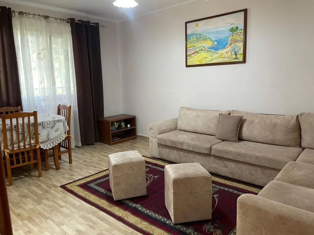 Apartment 1+1 for rent in Rruga Irfan Tomini, Tirana, 60 m². Photo 1 of 5