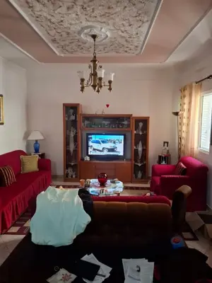 Vilë 2+1 me qera në Selitë, Tiranë, 120 m². Foto 1 nga 9