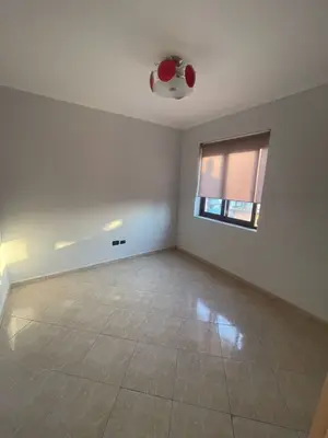 Apartment 2+1 for rent in Blloku, Tirana, 96 m². Photo 7 of 8
