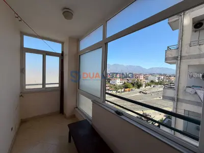 Apartment 2+1 for rent in Tresh, Tirana, 110 m². Photo 8 of 10