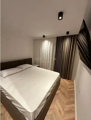 Apartament 2+1 me qera në Tregu Elektrik, Tiranë, 90 m². Foto 4 nga 9