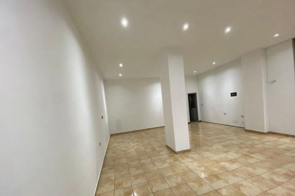 Office for rent in Yzberisht, Tirana, 55 m². Photo 1 of 3