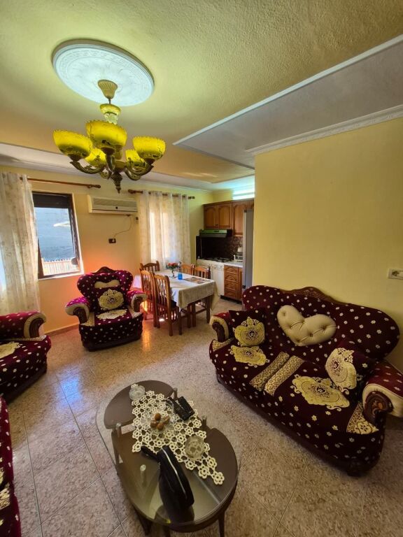 Apartament 2+1 me qera në Ali Demi, Tiranë, 95 m². Foto 3 nga 3
